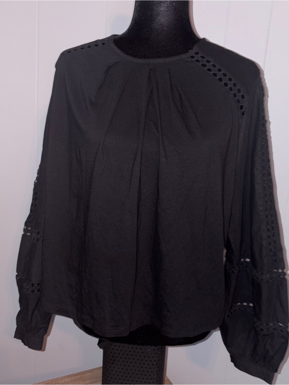 Banana Republic Women's Black Long Sleeve Blouse with Eyelet Detail Size Medium